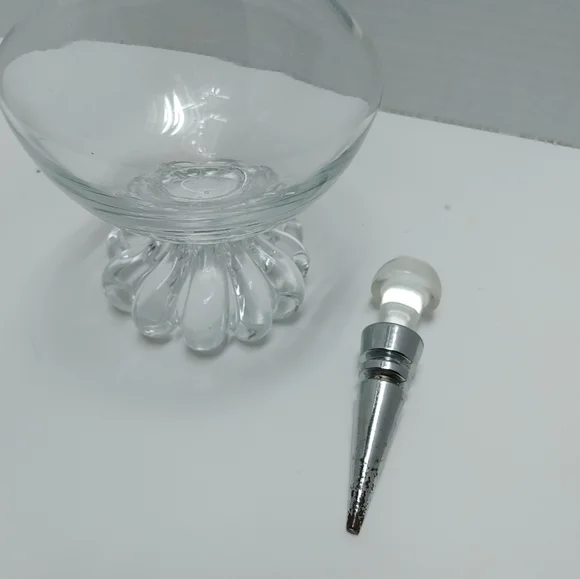 CRYSTAL DECANTER HAND BLOWN, Home Decor, collector - Picture 5 of 8